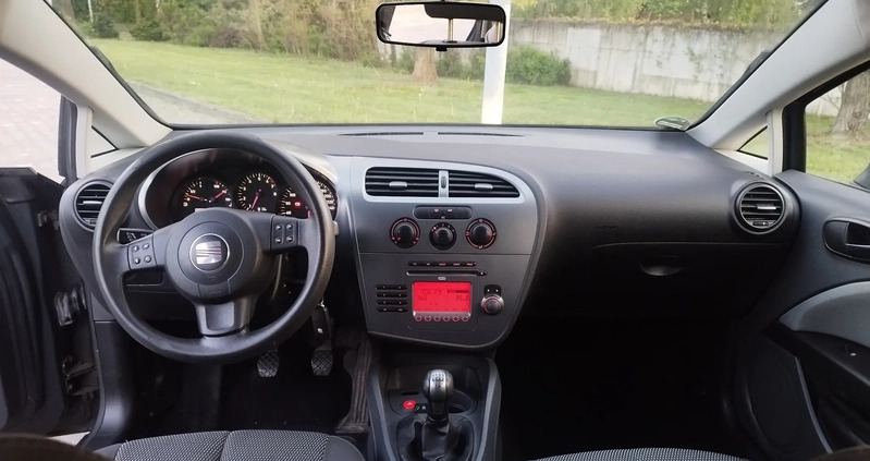 Seat Leon cena 15500 przebieg: 178000, rok produkcji 2008 z Częstochowa małe 277